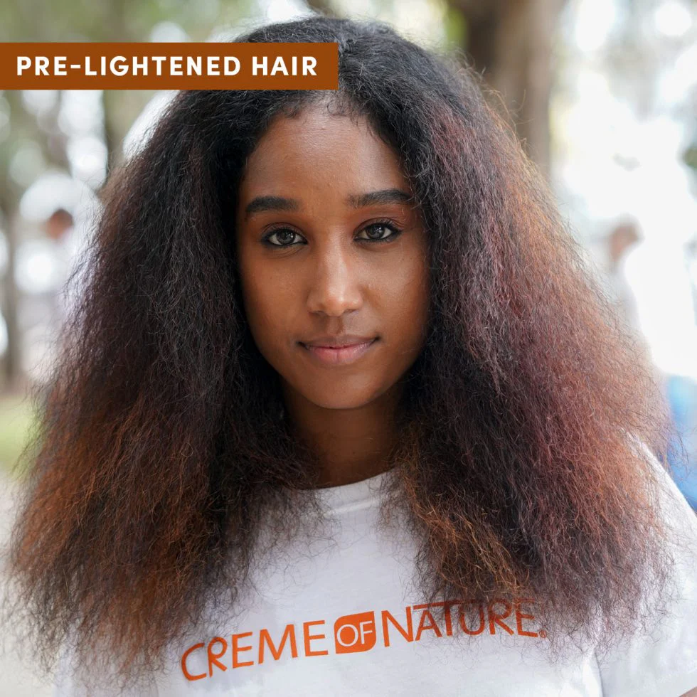 Hydrating Color Boost Semi-Permanent Magenta Hair Dye - Image 4